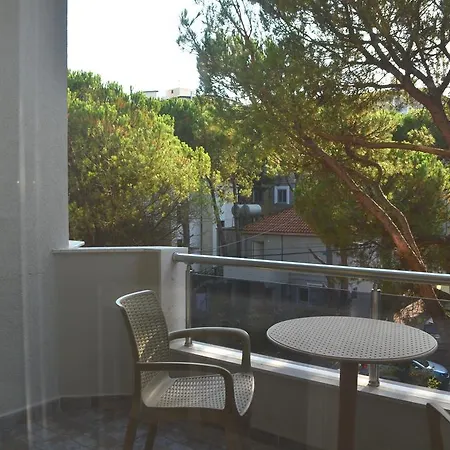 Rezidenca Kalter Durres Golem (Tirana) Exterior photo