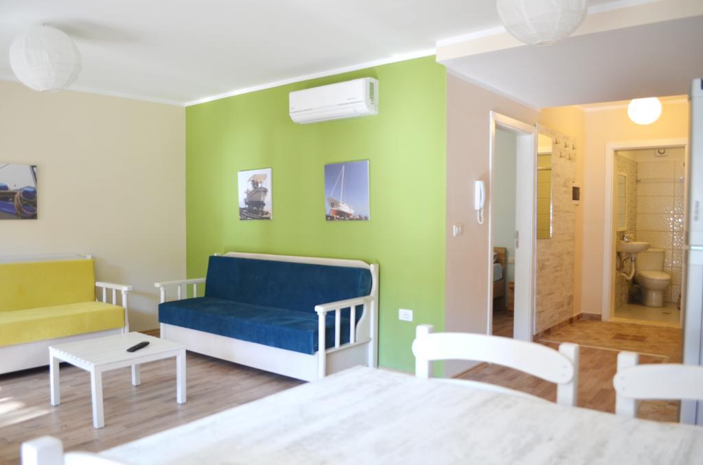 Rezidenca Kalter Durres * Golem (Tirana)